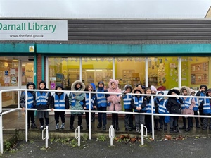 Y1 Darnall Library Visit